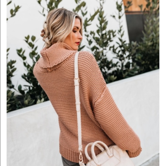 Caramel Hue Chunky Knit Sweater - Picture 5 of 8